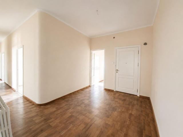 Apartamento en venta en San Fernando, El Carmen. A 60 metros de Calle Real y la Alameda Moreno de Guerra. Apartamentos San.