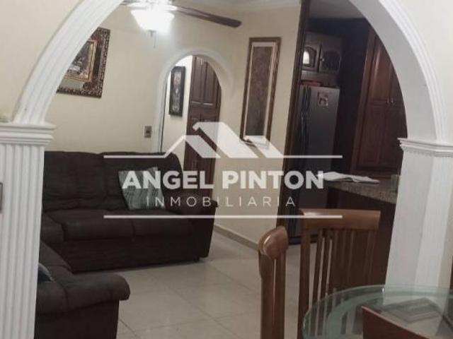 Apartamento en Venta en San Francisco Zulia 4 hab
