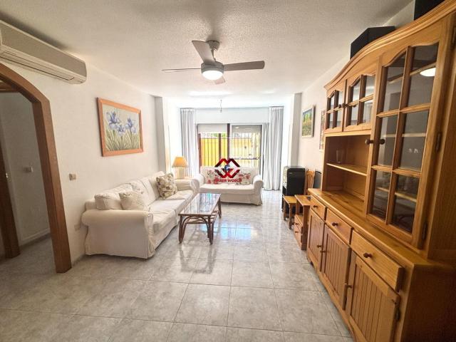 Apartamento en venta en San Javier, Santiago de La Ribera. Se vende apartamento en planta baja con gran terraza en la Costa Cálida. Apartamentos San.