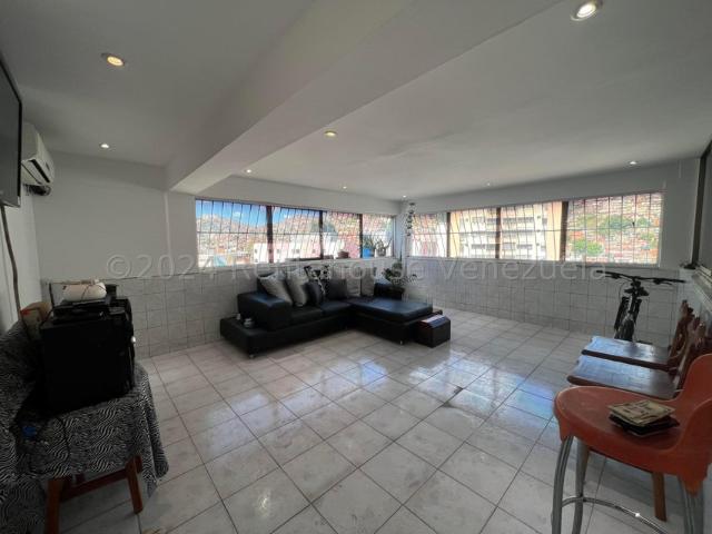 Apartamento en Venta en San Martin, Caracas