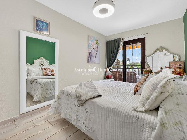 Apartamento en venta en San Miguel de Abona, Golf del Sur Amarilla Golf. Apartamento en planta baja con gran terraza y vistas en Augusta Park, Amarilla Golf. Apartamentos San Miguel de.