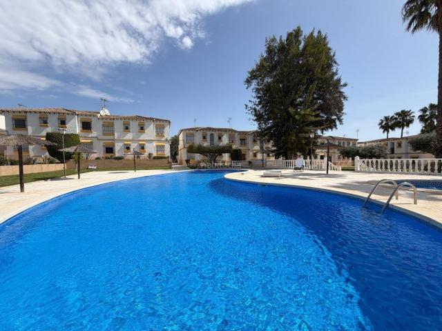 Apartamento en venta en San Miguel de Salinas. APARTAMENTO EN SAN MIGUEL DE SALINAS CON VISTAS AL MAR Y CON PISCINA COMUNITARIA. 1 DORM. 1 BAÑO. Apartamentos San Miguel de.