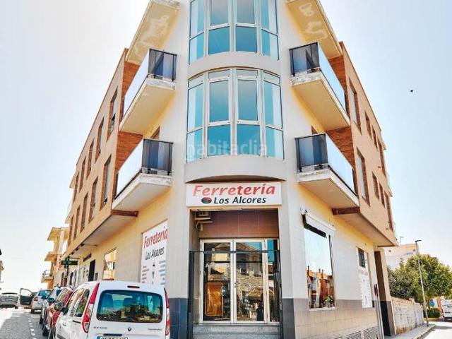 Apartamento en venta en San Miguel de Salinas. Os presentamos estos apartamentos de disponibilidad inmediata en un moderno edificio de dos plantas con 10 viviendas en San Miguel. Apartamentos San.