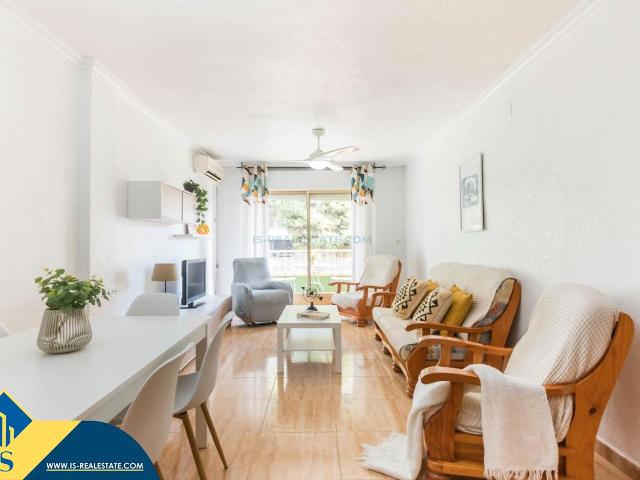 Apartamento en venta en San Pedro del Pinatar, Lo Pagán. Apartamento con terraza, en la provincia de Alicante, en la ciudad de Orihuela Costa. 3 habitaciones 115 m² 400 metros del mar.