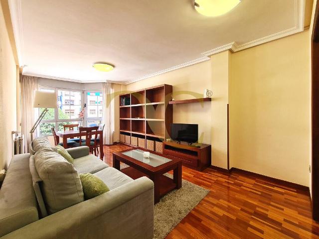 Apartamento en Venta en Salesas Foncalada Campoamor
