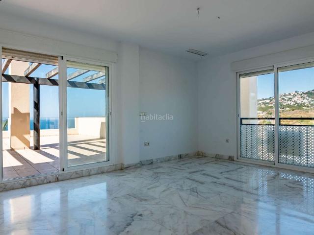 Apartamento en venta en Salobreña, Centro. Apartamentos.
