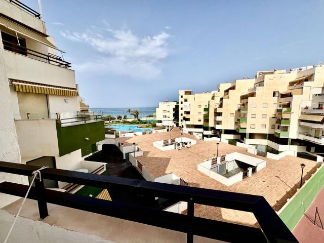 Apartamento en venta en Salobreña, Salobreña Costa. Vive el Paraíso en Salobreña! Apartamento con Vistas al Mar. Apartamentos.