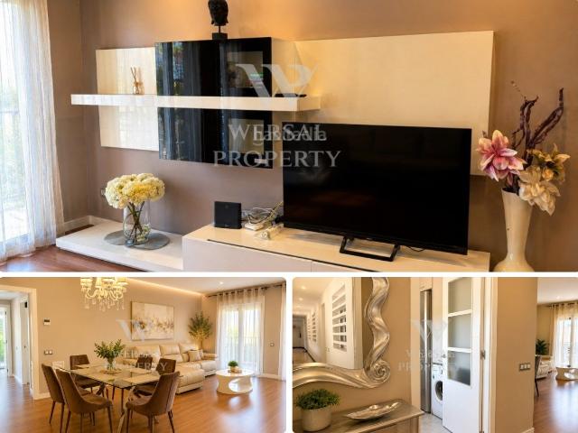 Apartamento en venta en Salou, Platja de Llevant Costa Dorada. Exclusiva vivienda de 4 dormitorios con Licencia turistica en Salou. Apartamentos.