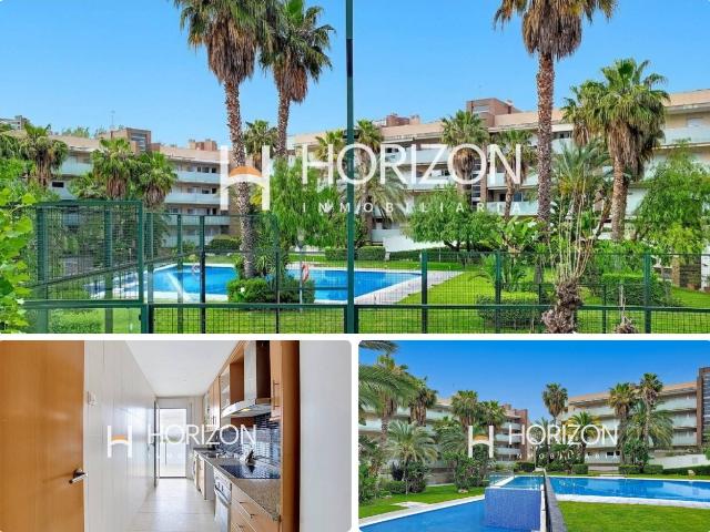 Apartamento en venta en Salou, Plaça Europa Port Aventura Costa Dorada. Apartamentos con Licencia Turística a 700 m de la Playa. Apartamentos.