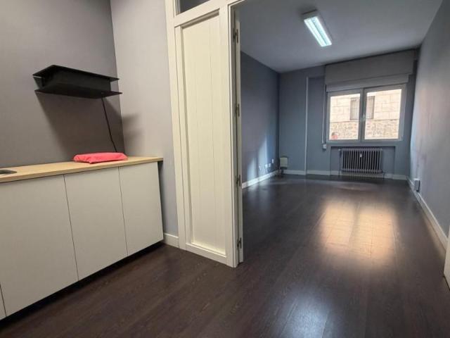 Apartamento en venta en Segovia, Santo tomas