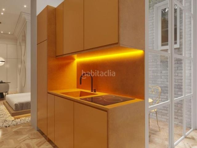 Apartamento en venta en Sevilla, Arenal Museo. Piso en planta baja para reformar con encantador proyecto de 3 unidades de ATs junto Plaza Nueva!. Apartamentos.