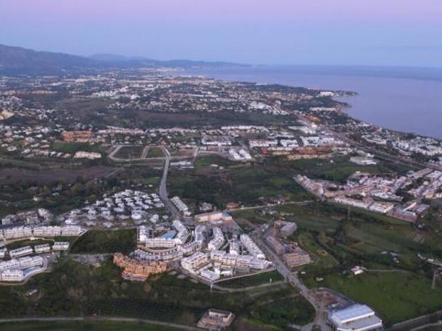 Apartamento en venta Estepona