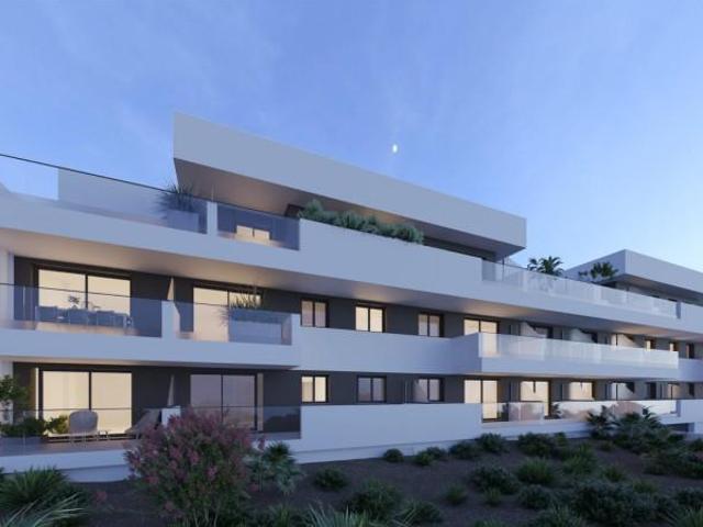 Apartamento en venta Estepona