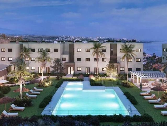 Apartamento en venta Estepona