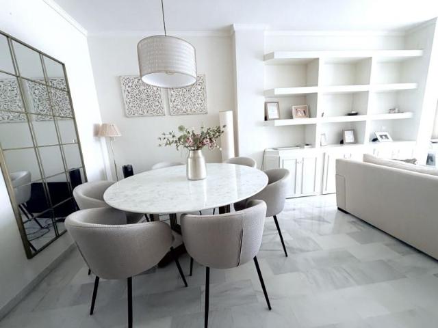 Apartamento en venta Estepona