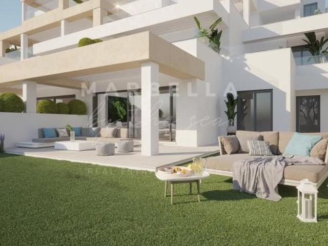Apartamento en venta Estepona