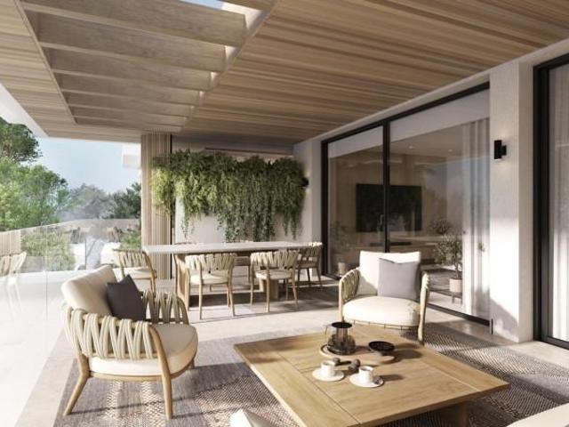 Apartamento en venta Estepona