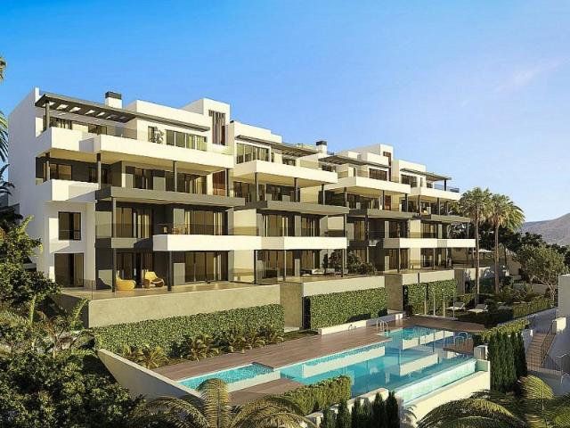 Apartamento en venta Estepona