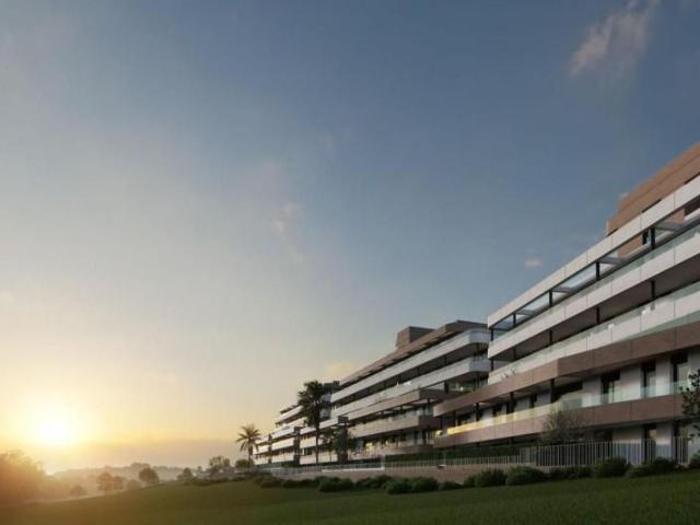 Apartamento en venta Estepona