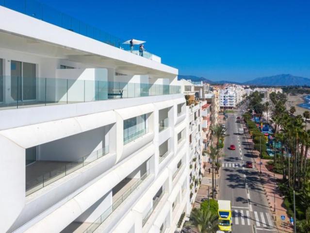 Apartamento en venta Estepona