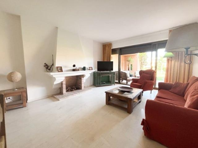 Apartamento en venta Estepona