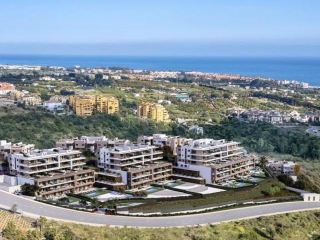 Apartamento en venta Estepona