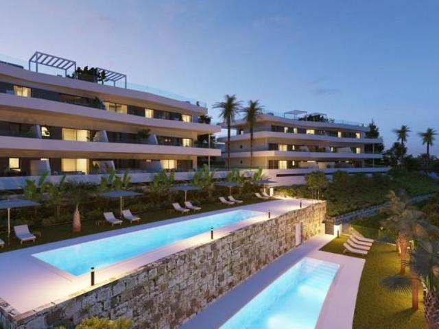 Apartamento en venta Estepona