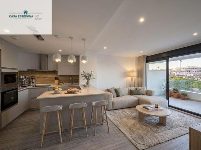 Apartamento en venta Estepona