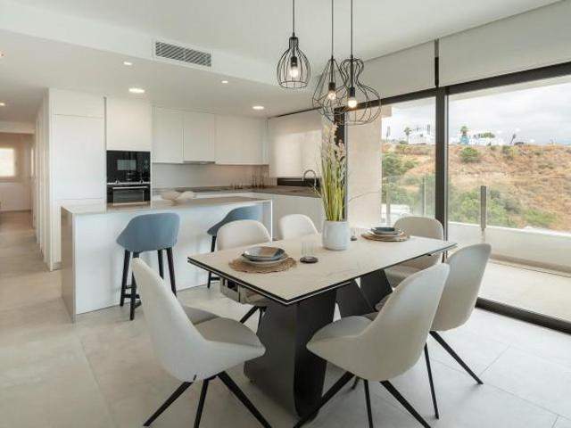 Apartamento en venta Estepona