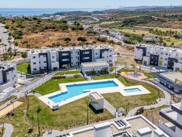 Apartamento en venta Estepona