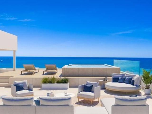 Apartamento en venta Estepona