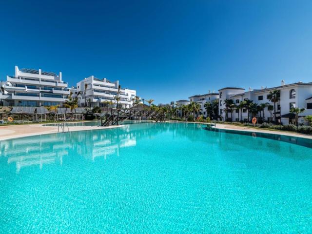Apartamento en venta Estepona
