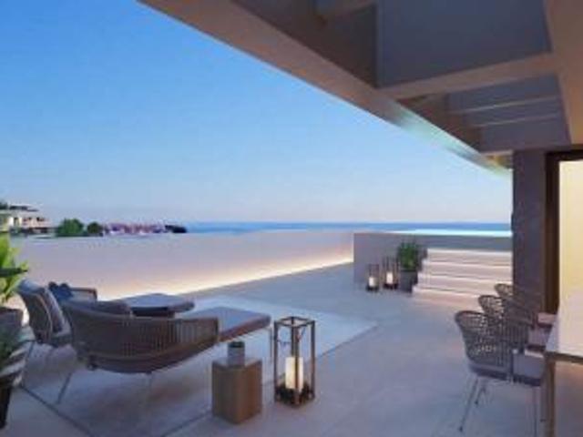 Apartamento en venta Estepona