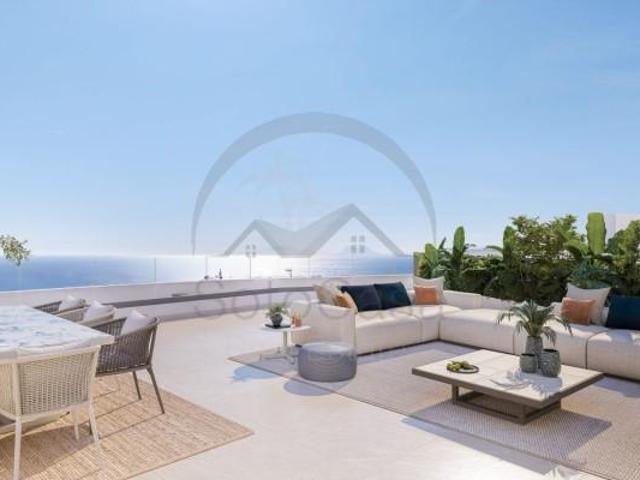 Apartamento en venta Estepona