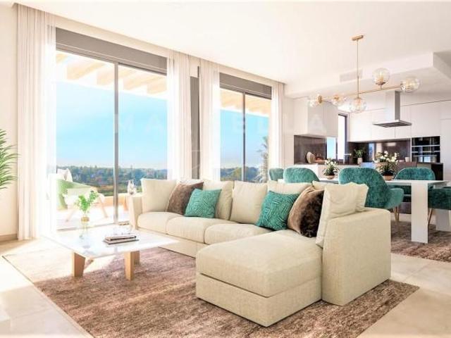 Apartamento en venta Estepona