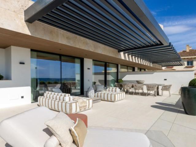 Apartamento en venta Estepona