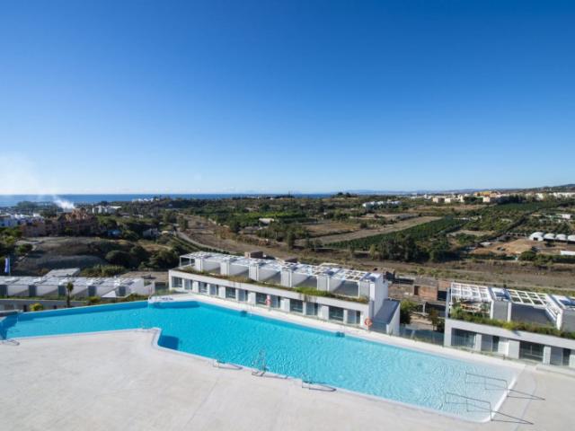 Apartamento en venta Estepona