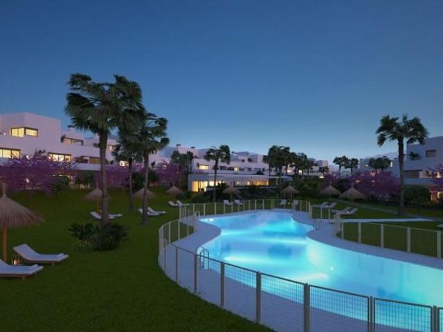 Apartamento en venta Estepona