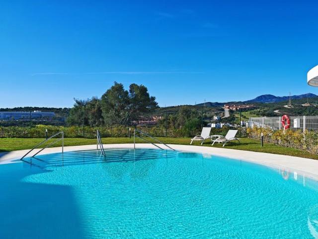 Apartamento en venta Estepona