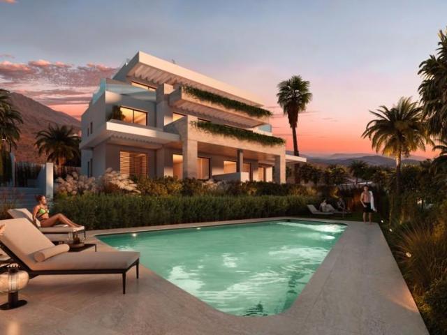 Apartamento en venta Estepona