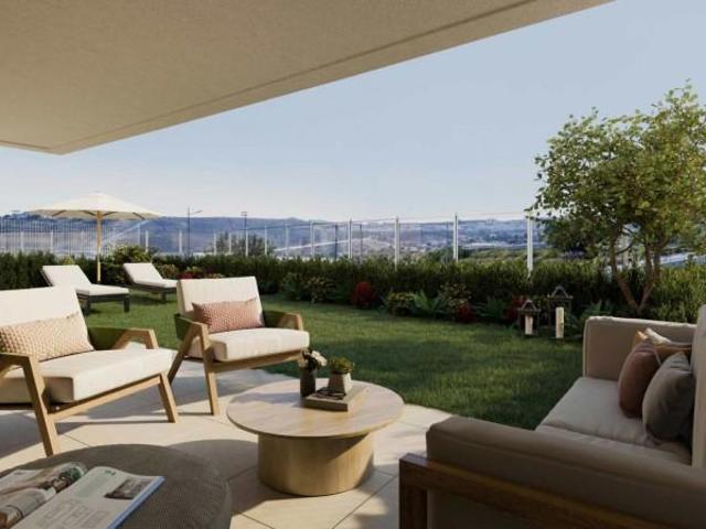 Apartamento en venta Estepona