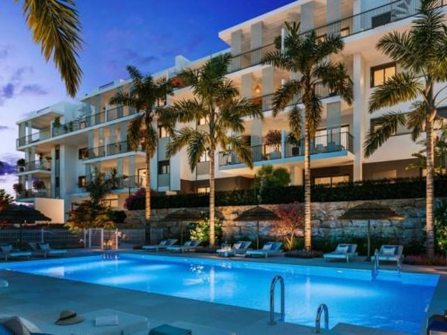 Apartamento en venta Estepona
