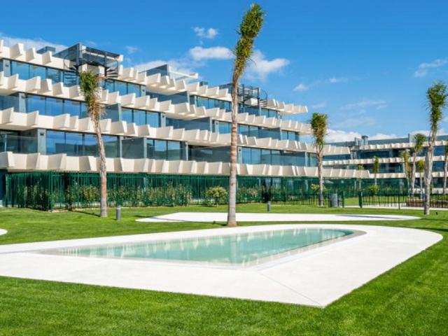 Apartamento en venta Estepona