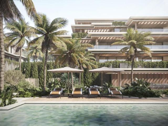 Apartamento en venta Estepona