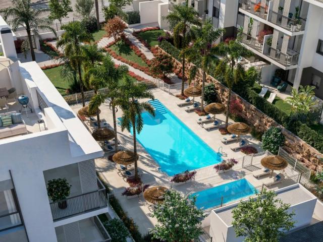 Apartamento en venta. Estepona