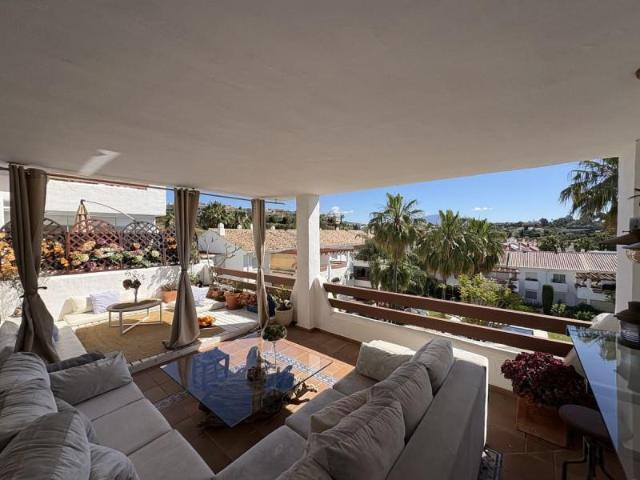 Apartamento en venta Estepona