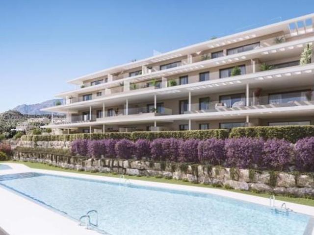 Apartamento en venta Estepona