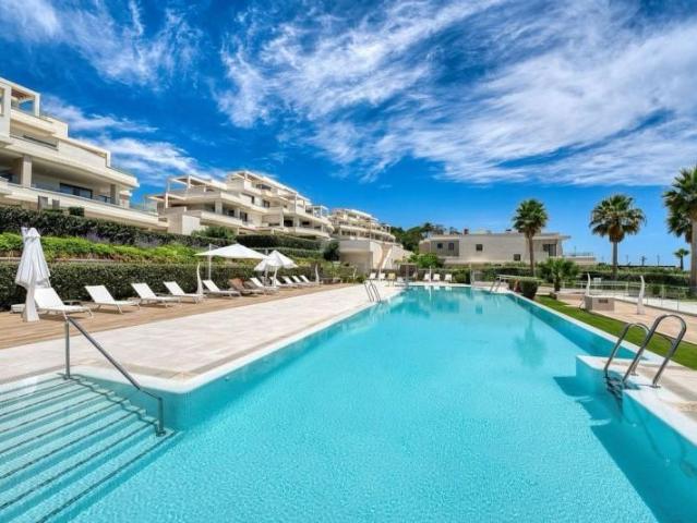 Apartamento en venta Estepona