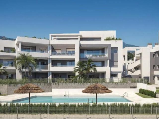 Apartamento en venta Estepona