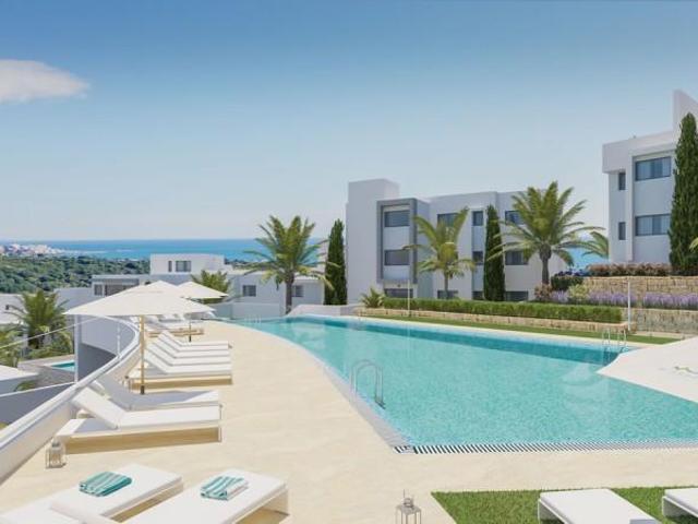 Apartamento en venta Estepona